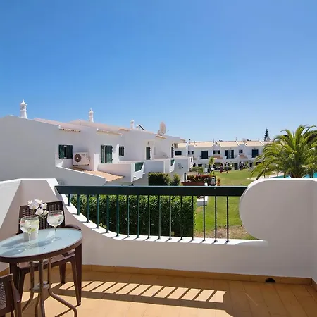 Janeca * Αλμπουφέιρα